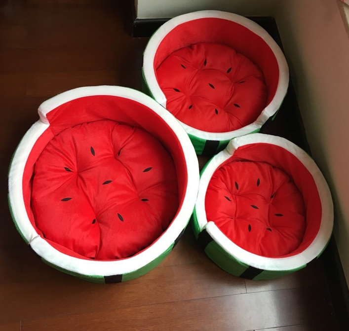 Watermelon Pet Bed – Cozy Nest for Cats & Small Dogs