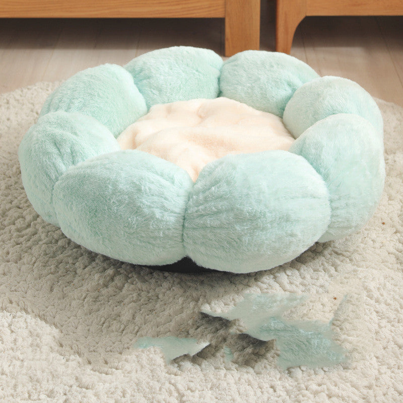 Pet Bed Mat New Pet Soft Dog Cat Blanket Flower Shaped Doghouse